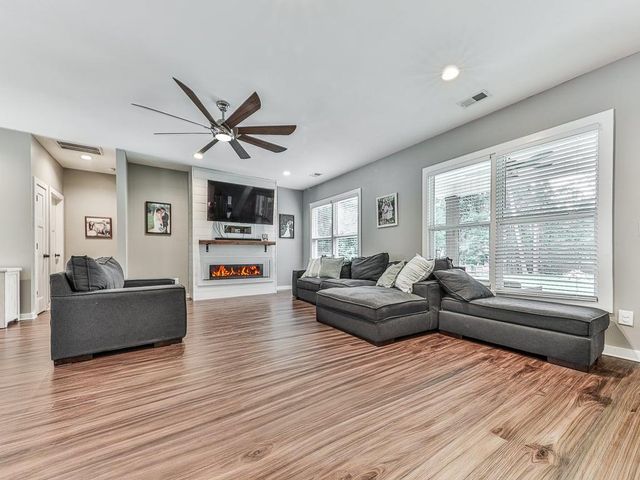 144 Brookwood Drive, Canton, GA 30114