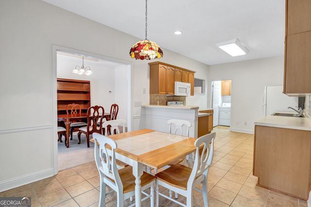 2585 Rosehill Circle, Lithia Springs, GA 30122