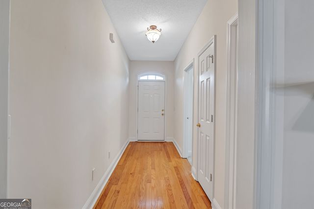 2585 Rosehill Circle, Lithia Springs, GA 30122