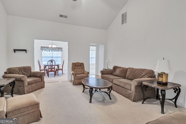 2585 Rosehill Circle, Lithia Springs, GA 30122
