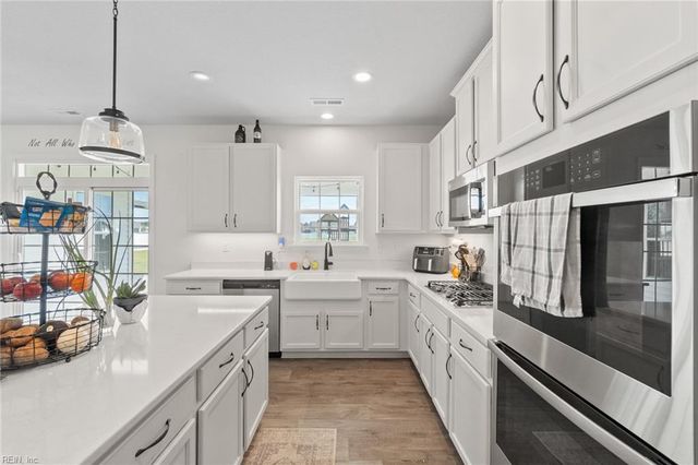 107 Gander DR, Moyock, NC 27958