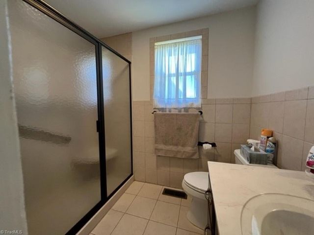 4445 E Pine Street, Mount Airy, NC 27030