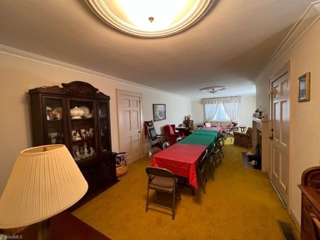 4445 E Pine Street, Mount Airy, NC 27030