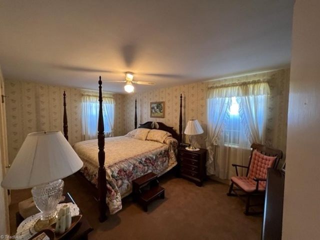 4445 E Pine Street, Mount Airy, NC 27030