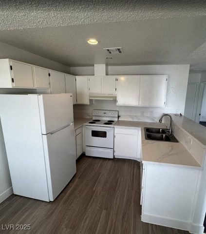 4221 Terrestrial Lane 226, Las Vegas, NV 89115