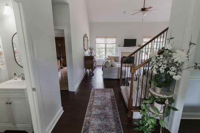 1055 Sierra Gorda Dr, Gallatin, TN 37066