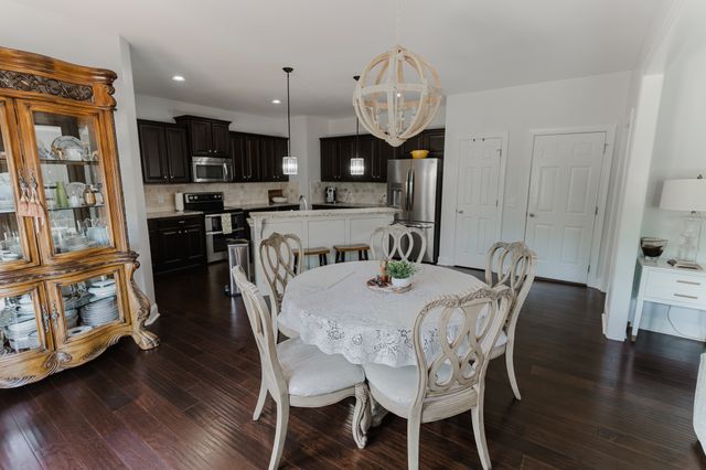 1055 Sierra Gorda Dr, Gallatin, TN 37066
