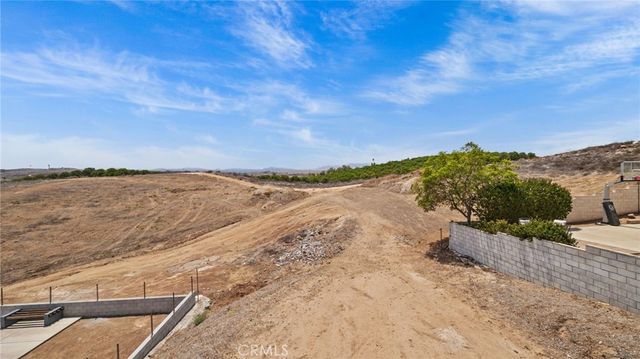 13105 Via Tuscany, Riverside, CA 92503