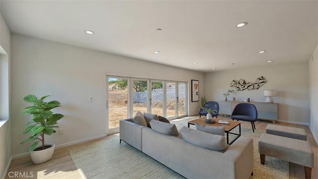 13105 Via Tuscany, Riverside, CA 92503