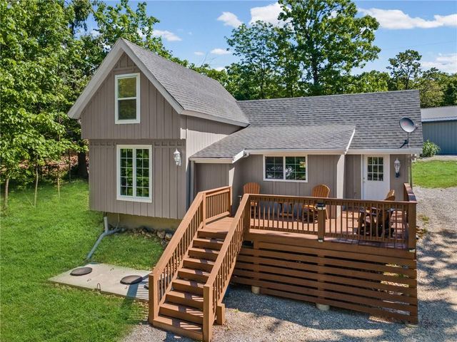10057 Otter Road, Clinton, MO 64735