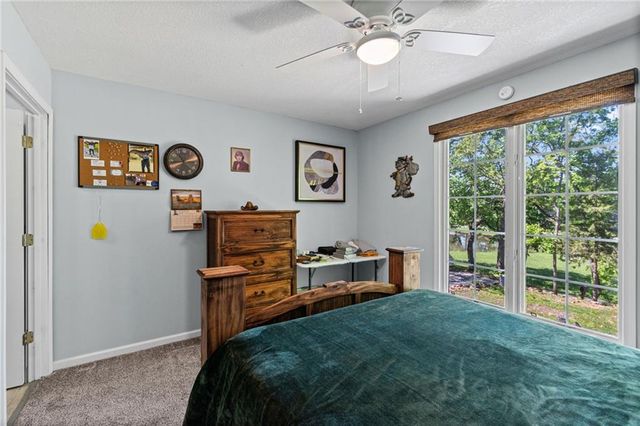 10057 Otter Road, Clinton, MO 64735