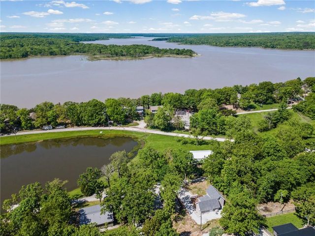 10057 Otter Road, Clinton, MO 64735