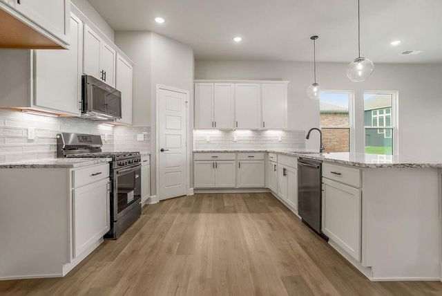 16683 S Allman Road, Olathe, KS 66062