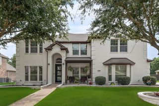 400 Shavano Street, Desoto, TX 75115