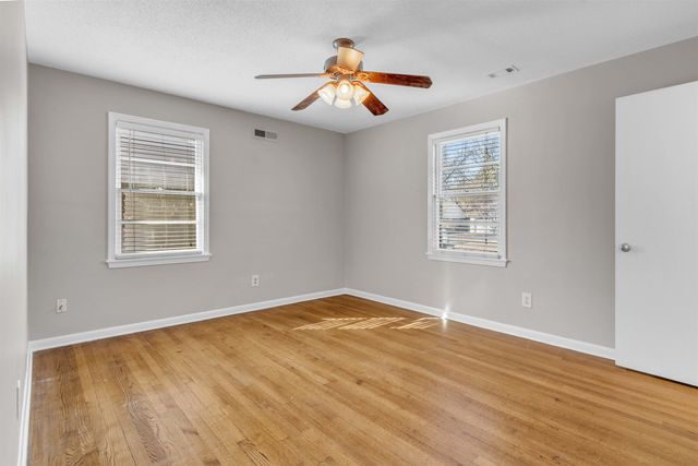 4949 WELCHSHIRE AVE, Memphis, TN 38117