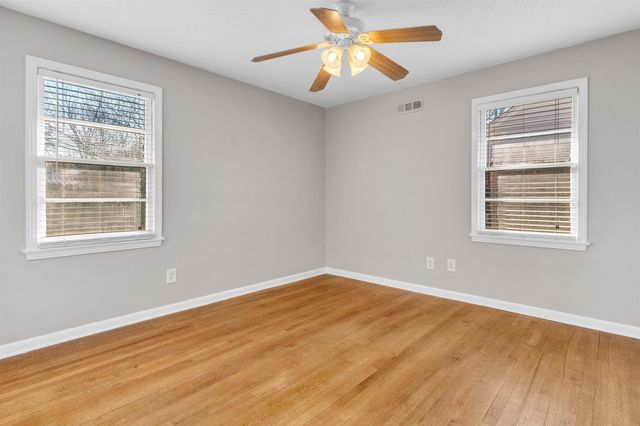 4949 WELCHSHIRE AVE, Memphis, TN 38117