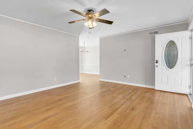 4949 WELCHSHIRE AVE, Memphis, TN 38117