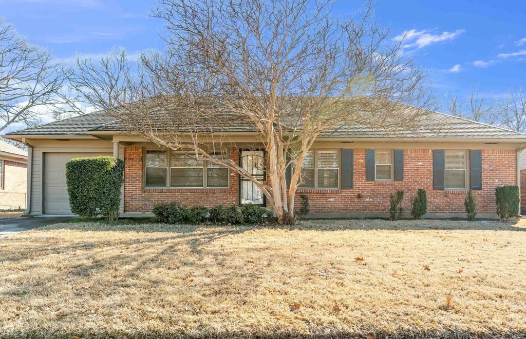 4949 WELCHSHIRE AVE, Memphis, TN 38117