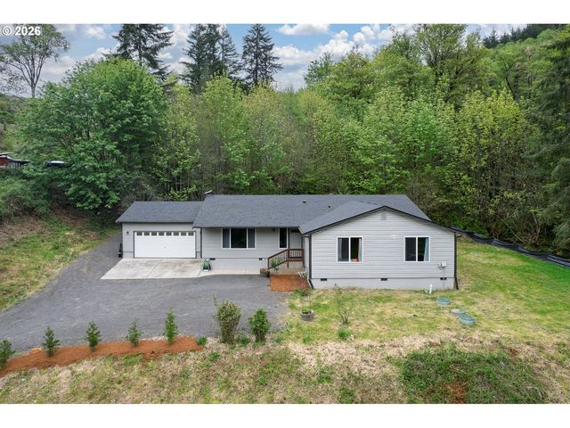 415 MCKEE Rd, Castle Rock, WA 98611