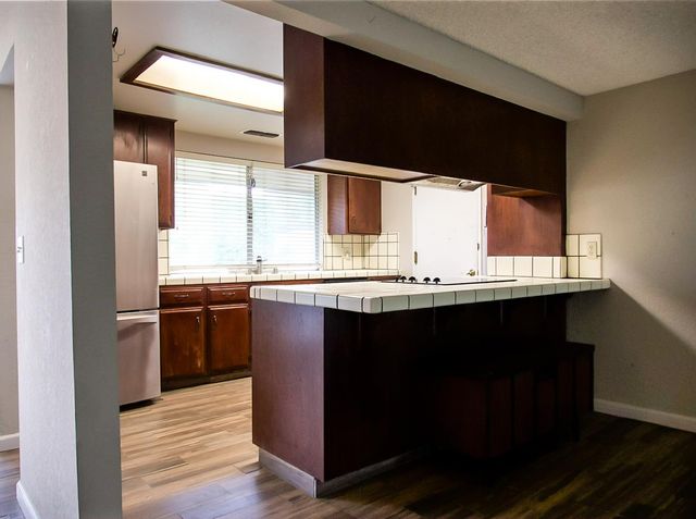 3027 W San Madele Avenue, Fresno, CA 93711