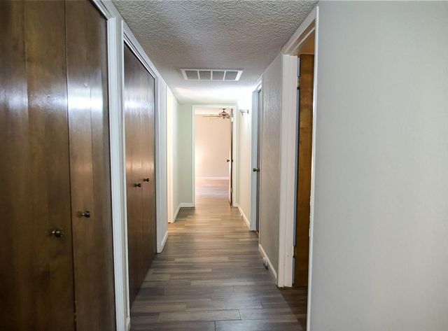 3027 W San Madele Avenue, Fresno, CA 93711