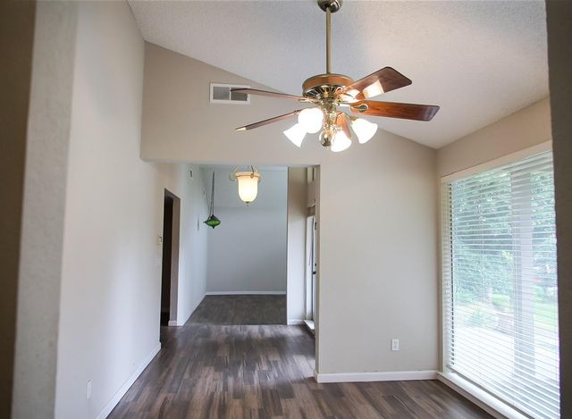 3027 W San Madele Avenue, Fresno, CA 93711