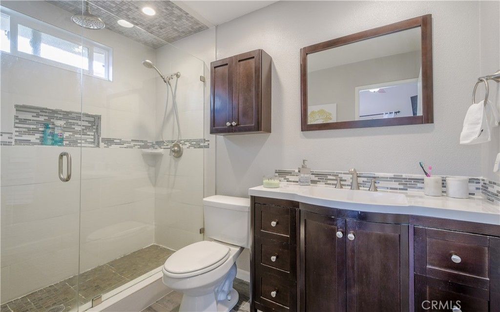 Image 20 of property listing at 1386 Fairmont Drive, Corona, CA 92882