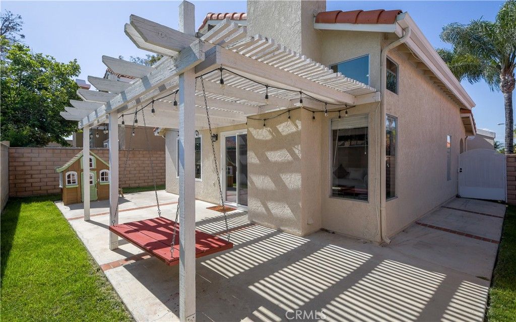 Image 26 of property listing at 1386 Fairmont Drive, Corona, CA 92882