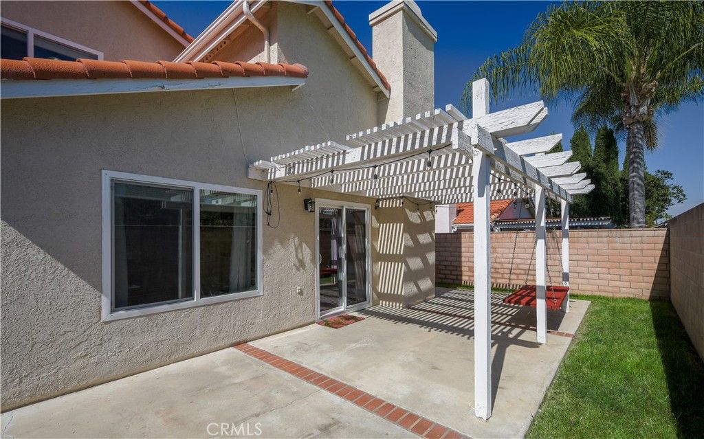 Image 27 of property listing at 1386 Fairmont Drive, Corona, CA 92882
