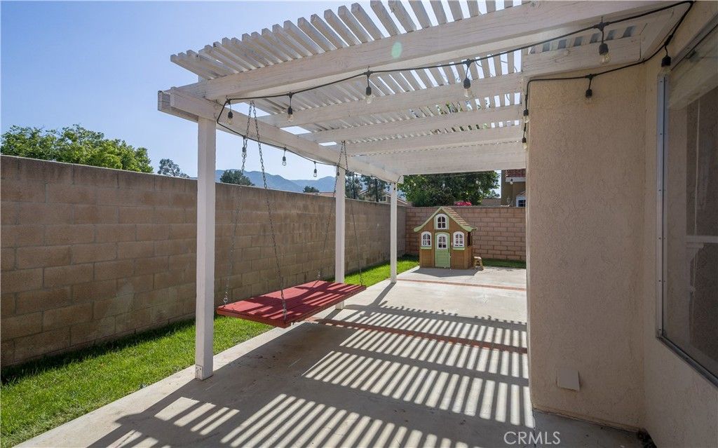 Image 29 of property listing at 1386 Fairmont Drive, Corona, CA 92882
