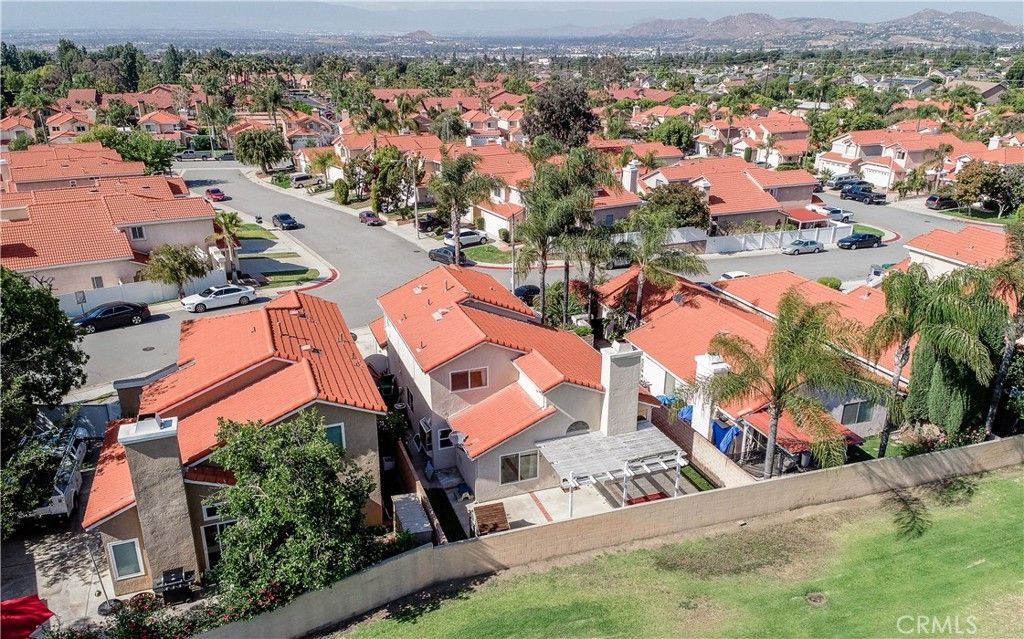 Image 33 of property listing at 1386 Fairmont Drive, Corona, CA 92882