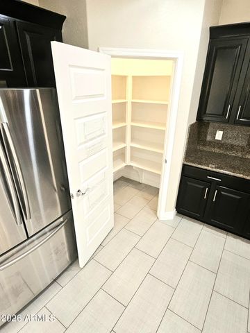 140 E BERNIE Lane, Gilbert, AZ 85295