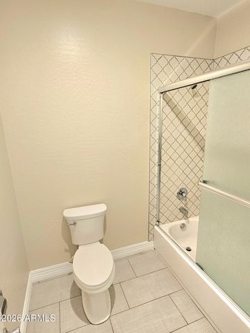 140 E BERNIE Lane, Gilbert, AZ 85295