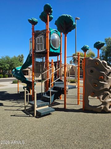 140 E BERNIE Lane, Gilbert, AZ 85295