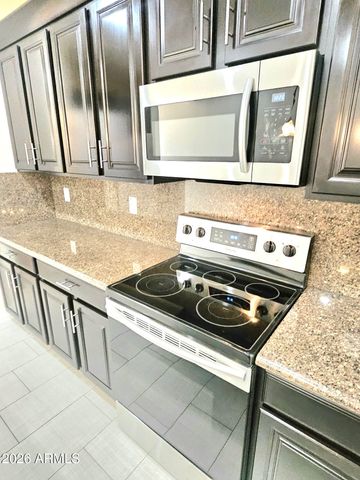 140 E BERNIE Lane, Gilbert, AZ 85295