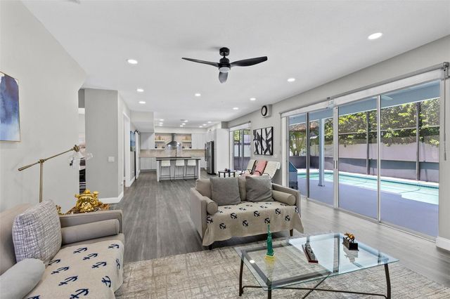 224 HAMMOCK DUNES PLACE, Orlando, FL 32828