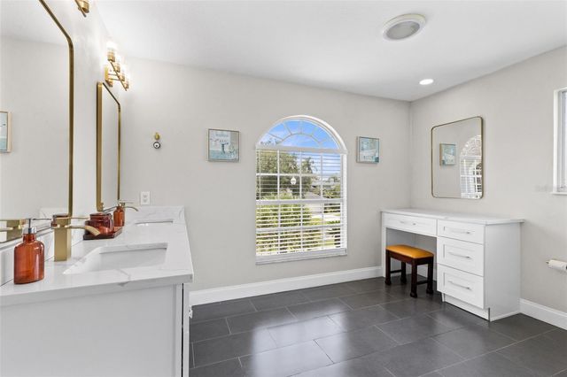 224 HAMMOCK DUNES PLACE, Orlando, FL 32828