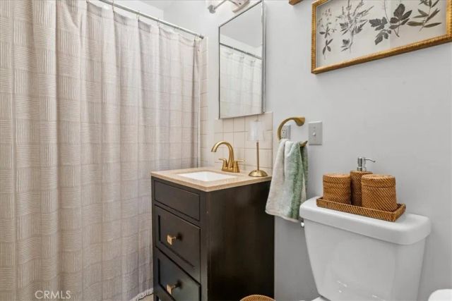 220 Whipple Drive, Big Bear City, CA 92314