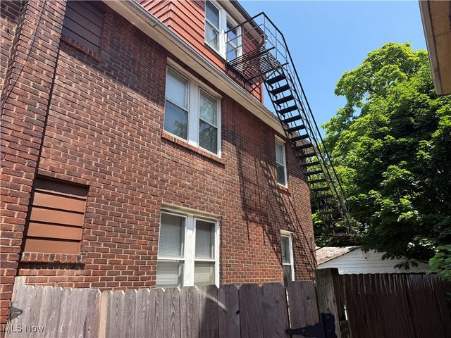 995 Nathaniel Road, Cleveland, OH 44110