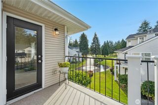 4714 Fairwood Boulevard NE #601, Tacoma, WA 98422