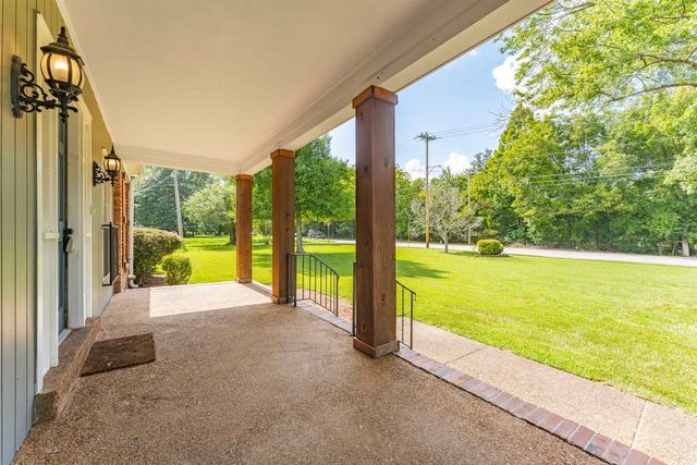 8815 MACON RD, Memphis, TN 38018