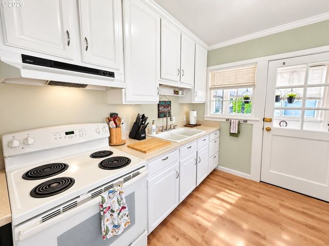 2608 WEIGEL Ave, Vancouver, WA 98660
