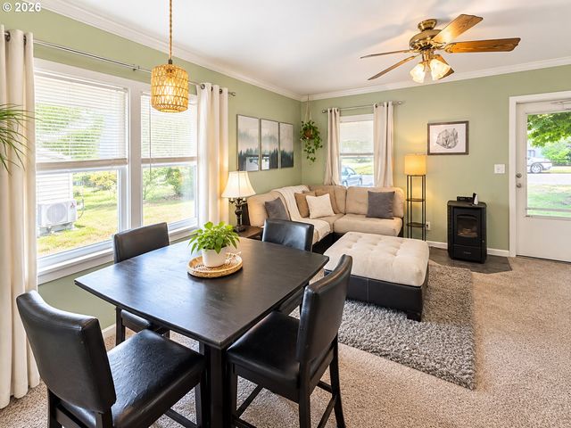 2608 WEIGEL Ave, Vancouver, WA 98660
