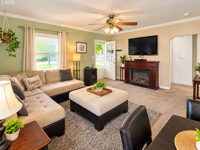 2608 WEIGEL Ave, Vancouver, WA 98660