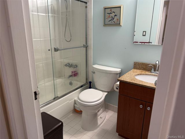 49 Santa Barbara Drive, Plainview, NY 11803