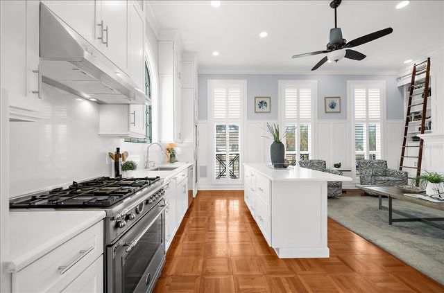 810 ELDORADO AVENUE, Clearwater Beach, FL 33767