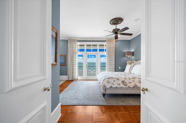 810 ELDORADO AVENUE, Clearwater Beach, FL 33767