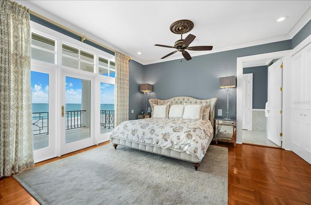 810 ELDORADO AVENUE, Clearwater Beach, FL 33767