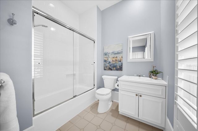 810 ELDORADO AVENUE, Clearwater Beach, FL 33767