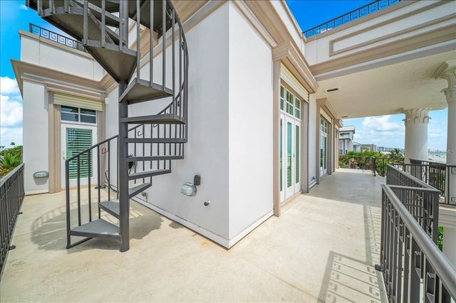 810 ELDORADO AVENUE, Clearwater Beach, FL 33767